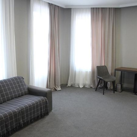 Hotel History • Სასტუმრო Ისტორია ซิคนาคี ภายนอก รูปภาพ