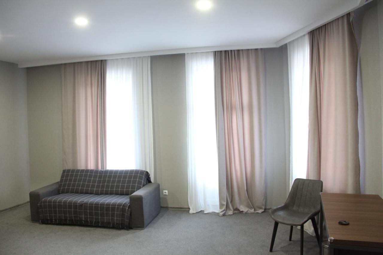 Hotel History • Სასტუმრო Ისტორია ซิคนาคี ภายนอก รูปภาพ